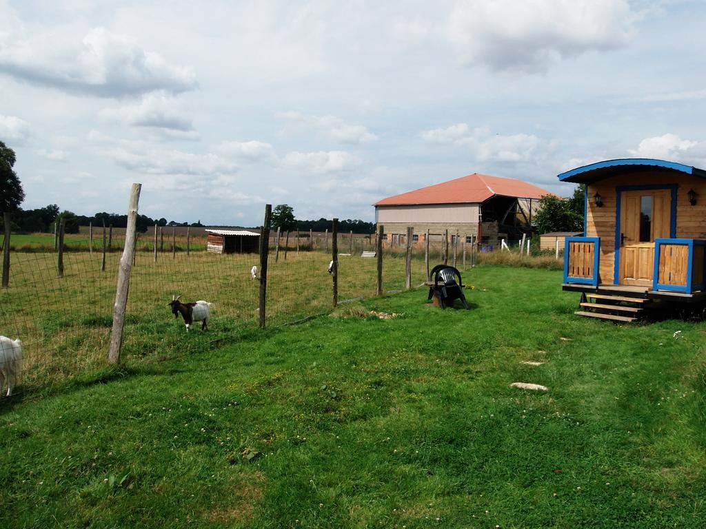 Ma Kabane Villa Couvains  Szoba fotó